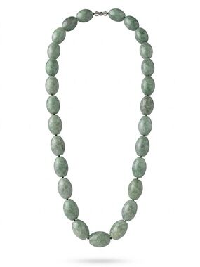 JADEITE Natural Burmese jadeite jade Necklace hand knotted